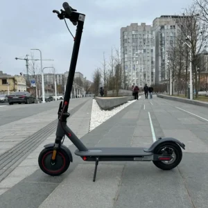 Електросамокат Kugoo M365 PRO MAX 30 км/год з переднім амортизатором та збільшеною ємністю акумулятора Електросамокат Kugoo M365 PRO MAX 30 км/год з переднім амортизатором та збільшеною ємністю акумулятора