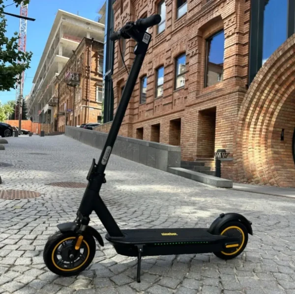 Електросамокат Ninebot by Segway MAX G30 Ultra з амортизаторами - 30 км/год Электросамокат Ninebot by Segway MAX G30 Ultra с амортизаторами - 30 км/час